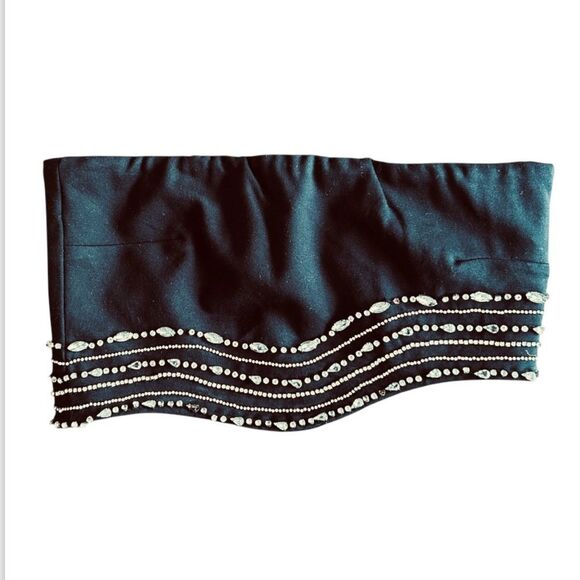 NBD Revolve Bruna Rhinestone Embellished Crop Top in Black Size Medium 198.00 - Picture 4 of 16